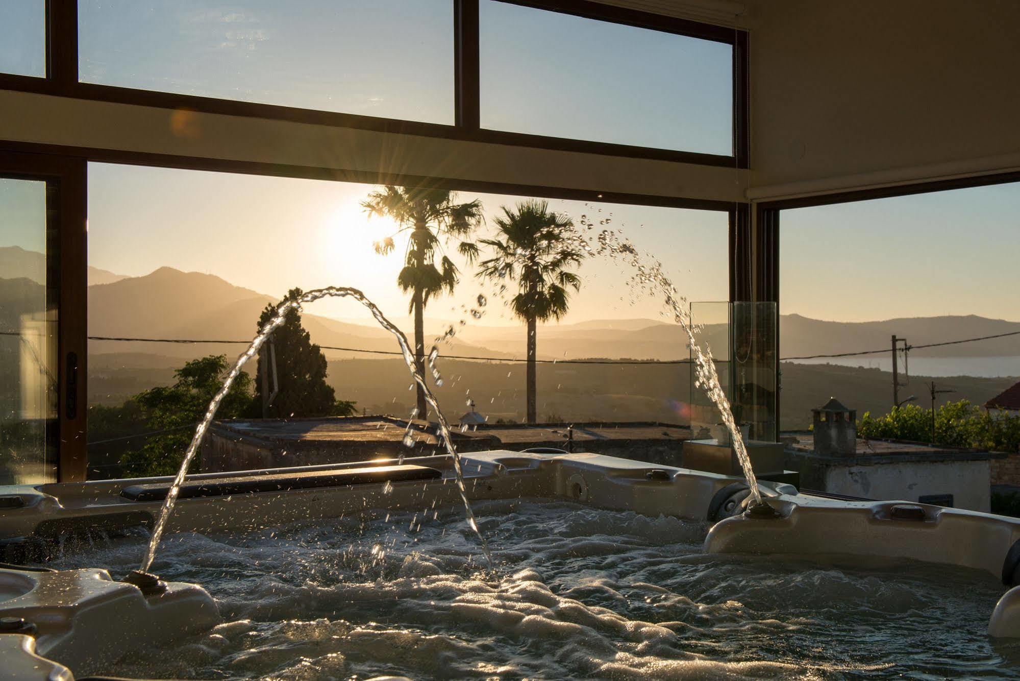 Athina House Spa & Hammam Arkhondiki Экстерьер фото